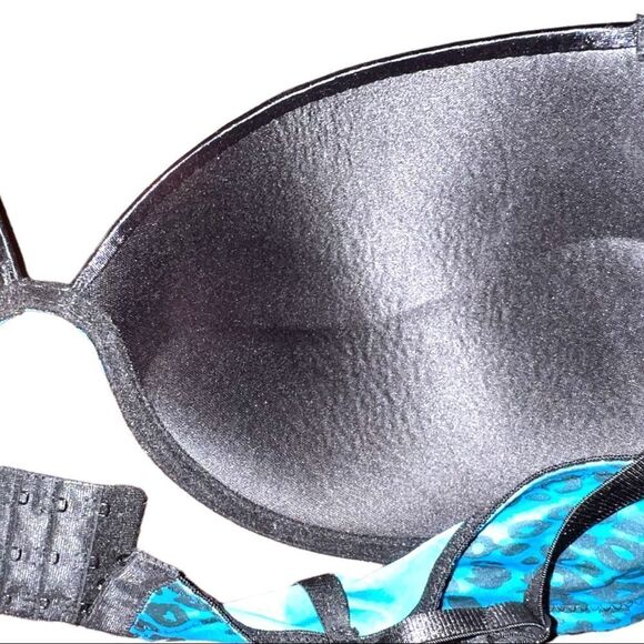 Cute black trim with blue animal print design! Push up! - Picture 7 of 7